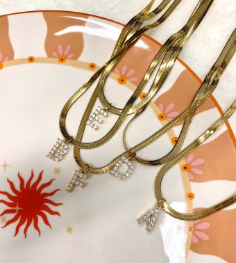 Initiaal ketting – goud